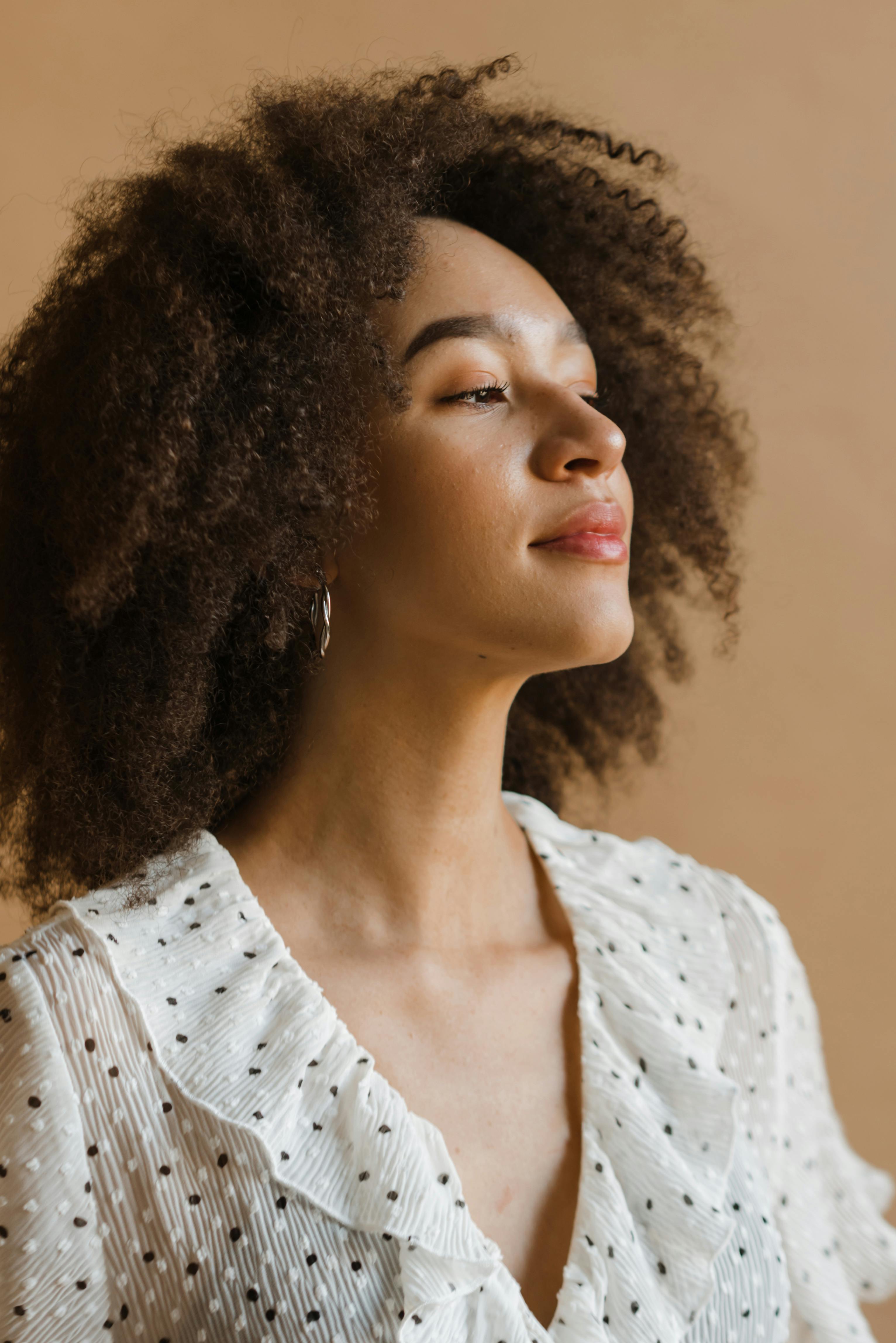 更新榜缩略图：蓝色柔光氛围图